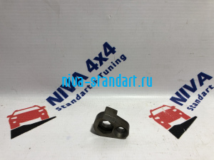 21230-1703108-00	упор блокировки рычага переключения передач