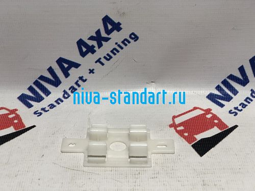 8450085936	Фиксатор облицовки порога пола TREVEL