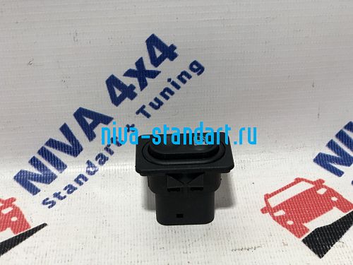 21093-3709613-50	Переключатель стеклоподъемника с рамкой