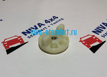21210-3105042  гайка-барашек запас колеса
