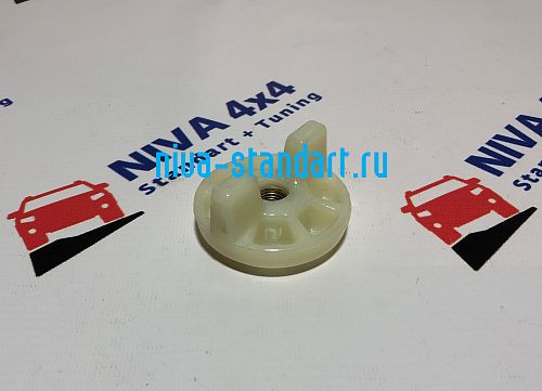 21210-3105042  гайка-барашек запас колеса